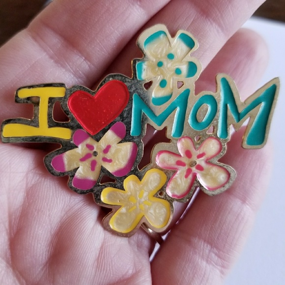 Relisted- i love Mom brooch pin heart gold tone mothers day - Picture 3 of 6